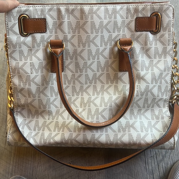 Large Michael Kors Hamilton Logo Tote - Picture 5 of 5